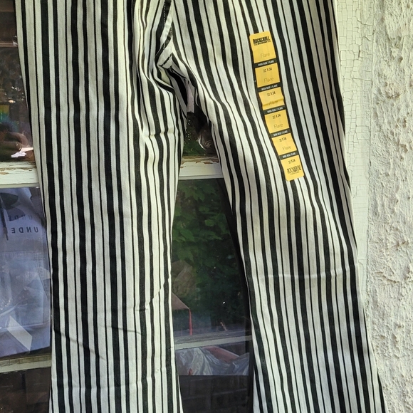 Rock & Roll Cowgirl Denim  High rise flare Beetlejuice pants 32×34 - Picture 3 of 9